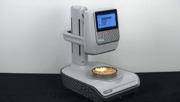 Spectrometry to ensure consistent colouring in our roasted or blanched peanuts